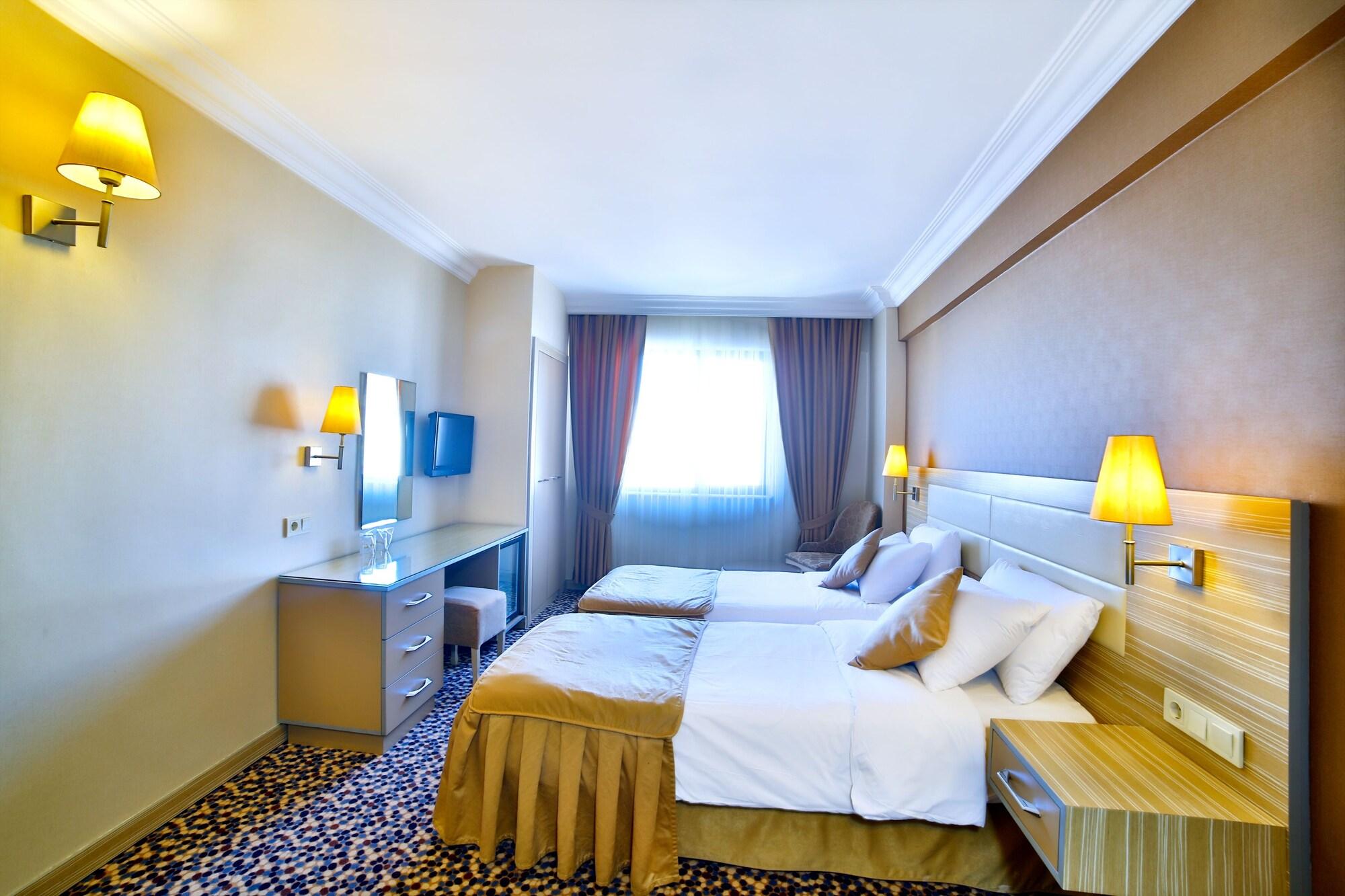 Hotel Grand Emin Istanbul Bagian luar foto
