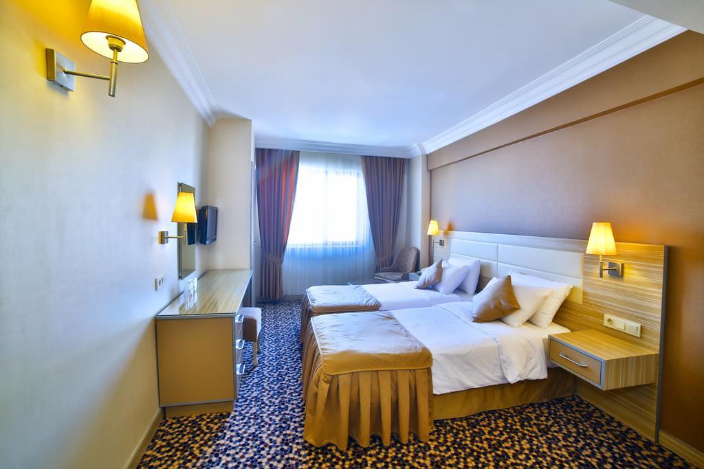 Hotel Grand Emin Istanbul Bagian luar foto
