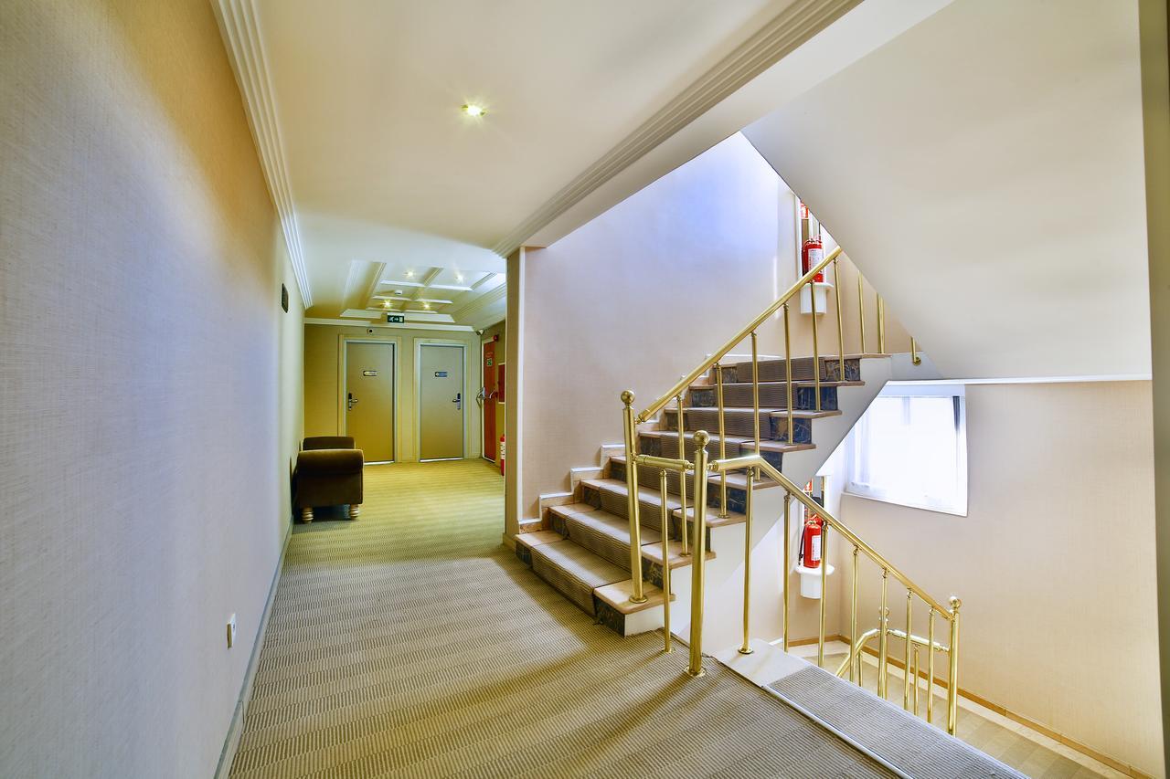 Hotel Grand Emin Istanbul Bagian luar foto